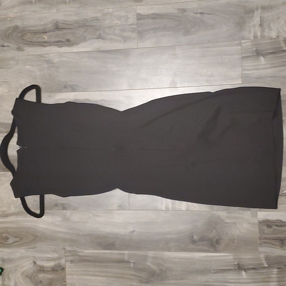 Classy Le Chateau Dress - Picture 3 of 3